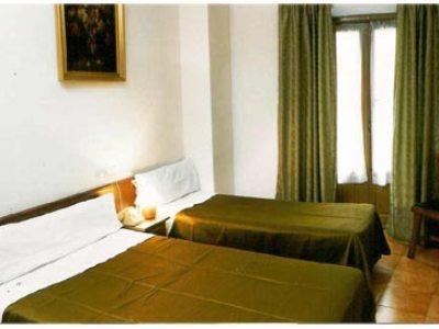 Nuria Hostal Мадрид Экстерьер фото