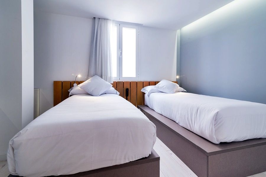 Nuria Hostal Мадрид Экстерьер фото