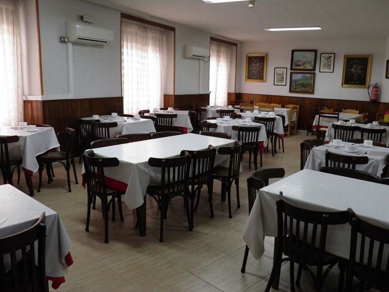 Nuria Hostal Мадрид Экстерьер фото
